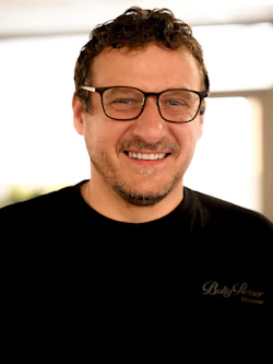 Portrett av Marek Peczek