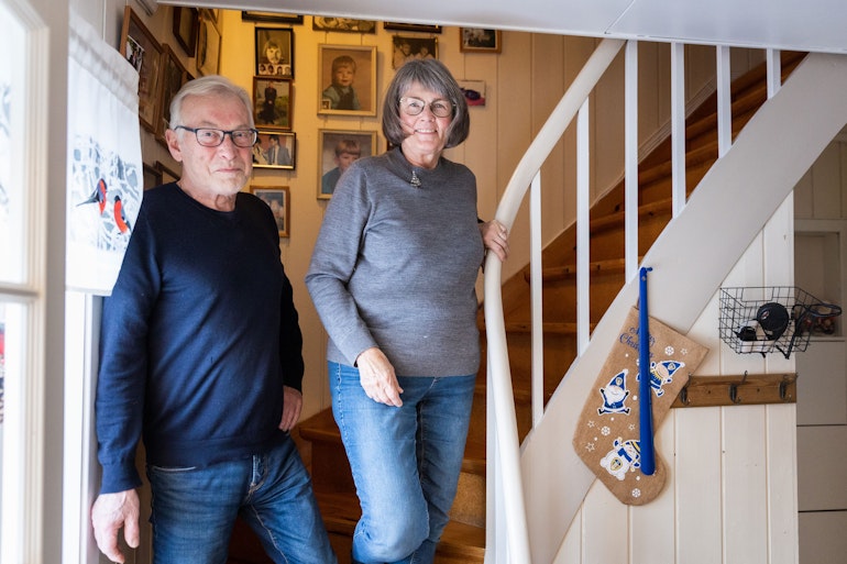 Randi og Arild gleder seg til å slippe trapper når de flytter fra det gamle huset til ny leilighet i Trehusene på Rena.